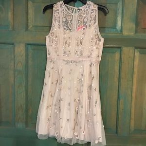 CHELSEA & VIOLET BEAUTIFUL IVORY DRESS😍